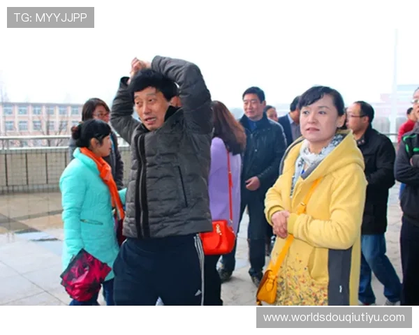 斗球体育直播在线直播带你实时掌握最新比赛动态和精彩瞬间