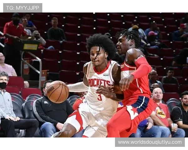 NBA直播斗球赛事实时解说与精彩片段回放,让你不错过每一个精彩瞬间 NBA直播斗球赛事实时解说与精彩片段回放,让你不错过每一个精彩瞬间