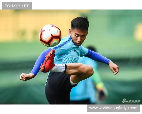 免费下载斗球直播官方版，第一时间观看全球精彩体育赛事直播内容