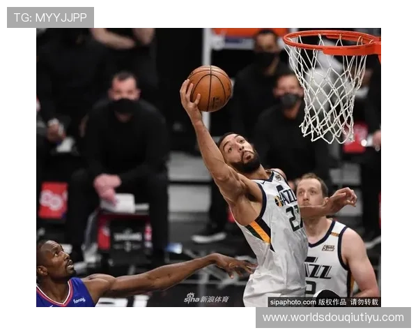 斗球体育app手机版免登录快速进入精彩足球篮球比赛直播内容