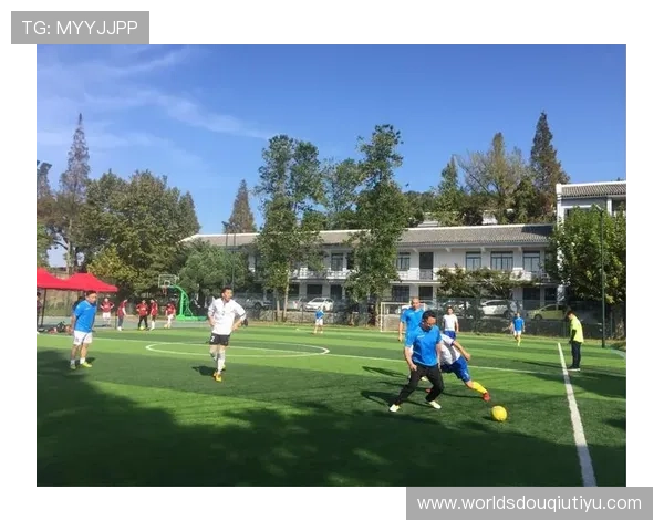 斗球极速版V2.2.4游戏技巧与战术分析提升竞技水平的实用攻略推荐给热爱竞技的玩家 斗球极速版V2.2.4游戏技巧与战术分析提升竞技水平的实用攻略推荐给热爱竞技的玩家